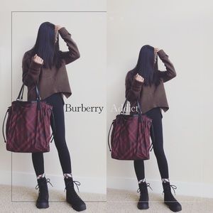 BURBERRY Buckleigh Nylon Tote Back